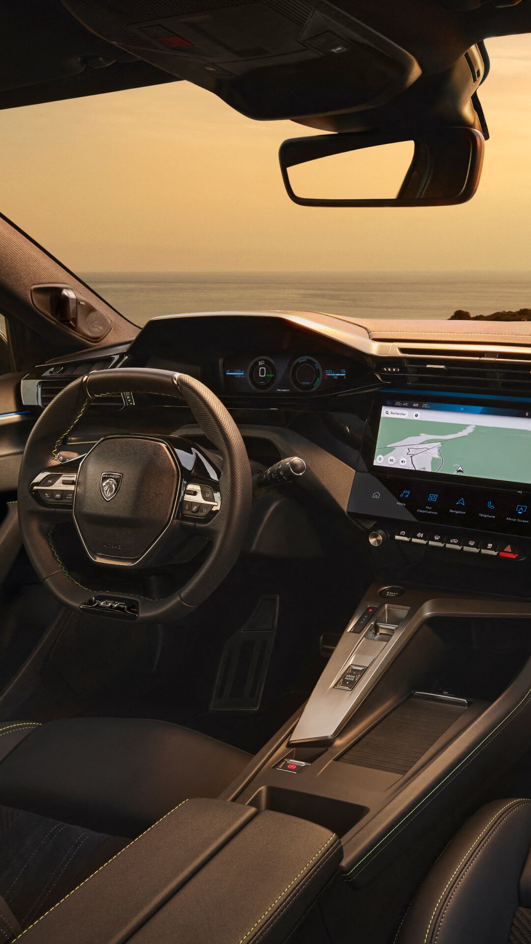 Nuovo PEUGEOT E-408 i-Cockpit
